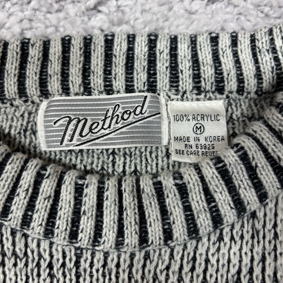 Method Sweater Mens Medium Vintage 3D Hip Hop Grandpa Crewneck Photoshoot Layers - Picture 2 of 3